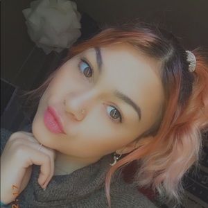 Meet your Posher, Tay